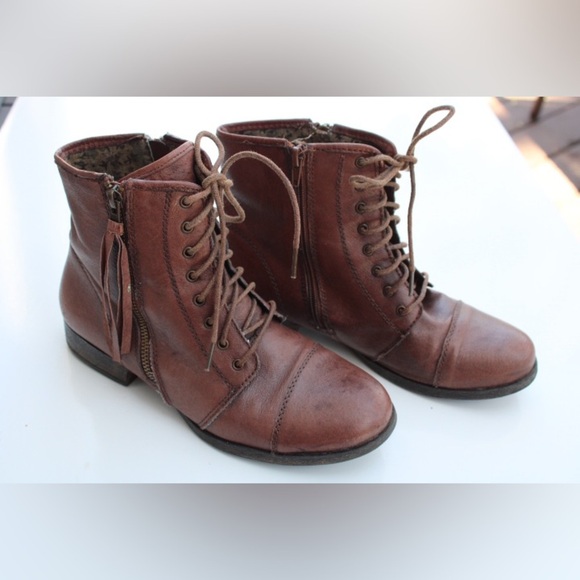 Steve Madden combat boots - Picture 1 of 11